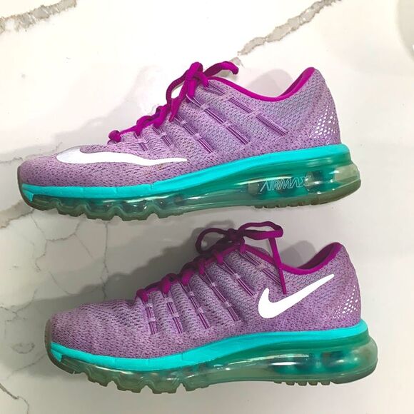 Nike AirMax | Girls Athletic Purple Pink Shoes Sneakers Air Max Size 5.5Y - Picture 4 of 8
